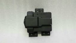 MERCEDES-BENZ Mercedes C Class W205 Fuse Box Control Unit A0005406050 Relay Control Unit — thumbnail 1