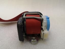 MERCEDES-BENZ Mercedes A Class W176 front seatbelt A1768602185 seat belt front li — thumbnail 7
