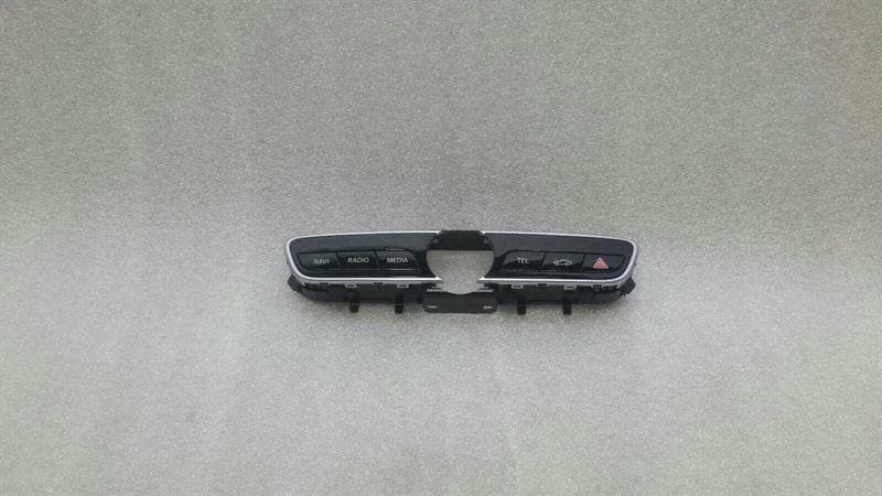 MERCEDES-BENZ Mercedes E Class W213 CD Player Switch A2139054603 Switch Sat Nav Radio Audio