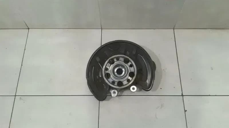 Mercedes E Class W213 Right Rear Hub A2133503205 Wheel Bearing Housing Rear Right.