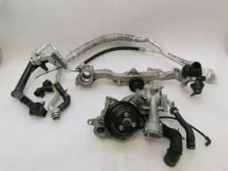 PORSCHE Porsche Boxster 718 water pump 9A210604003 coolant pump pump — thumbnail 1