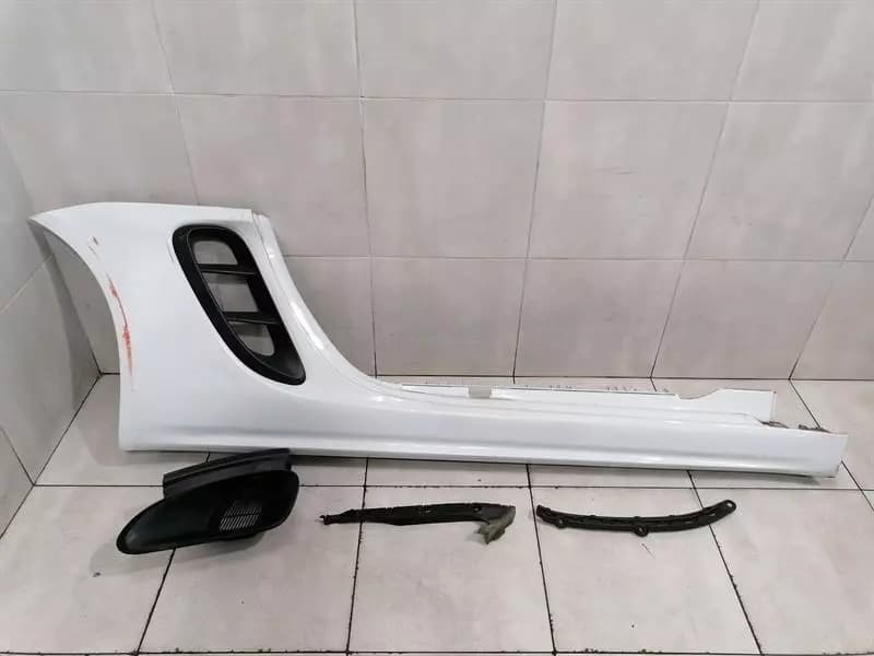 Porsche Cayman 718 Right Side Skirt 982853564 Side Sills Right