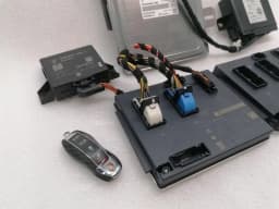 PORSCHE Porsche Cayman 718 Boxster Engine ECU 982907309D Engine Control Unit Set 2.0 Turbo — thumbnail 2