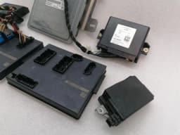 PORSCHE Porsche Cayman 718 Boxster Engine ECU 982907309D Engine Control Unit Set 2.0 Turbo — thumbnail 3