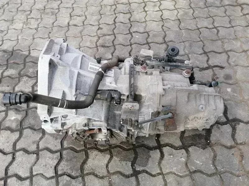 PORSCHE Porsche Cayman 718 Gearbox G8200 Transmission 2.0 MANUAL