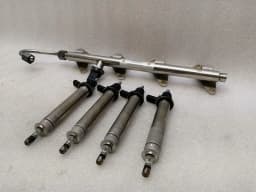 MERCEDES-BENZ Mercedes A Class W177 A35 AMG Fuel Rail A2600700900 Injection Strip Distributor — thumbnail 9