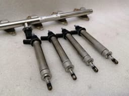 MERCEDES-BENZ Mercedes A Class W177 A35 AMG Fuel Rail A2600700900 Injection Strip Distributor — thumbnail 2