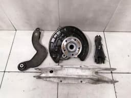 MERCEDES-BENZ Mercedes A 4-Matic W177 Left Rear Hub A1773501900 Wheel Bearing Housing Rear Left — thumbnail 1