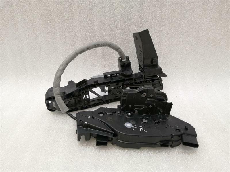 MERCEDES-BENZ MERCEDES A Class W177 Front Right Door Lock A0997201802 RHD RIGHT HAND DRIVE