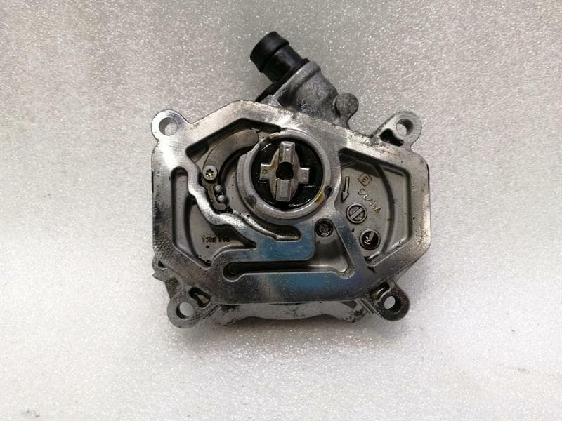 MERCEDES-BENZ Mercedes A Class W177 A35 AMG Vacuum Pump A2641800000 Vacuum Pump