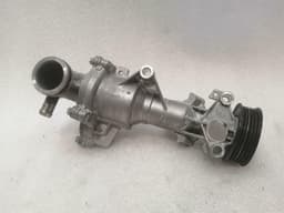 MERCEDES-BENZ Mercedes M260 AMG W177 water cooling pump A2602001100 coolant pump pump — thumbnail 1
