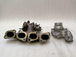 MERCEDES-BENZ FAULTY MERCEDES A Class W177 A35 AMG Turbo Charger A2600903000 Turbocharger FAULTY — thumbnail 4