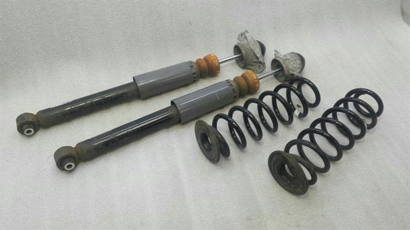 AUDI Audi A3 8V Shock Absorber Rear 5Q0512011GE Shock Absorber Rear Set
