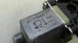 AUDI Audi A3 8V 8S S3 TT door window motor 5Q0959801 window regulator motor HL rear left — thumbnail 2