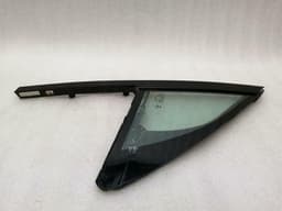 PORSCHE Porsche Macan 95B Right Front 1/4 Glass 95B845114E Door Glass 1/4 Front Right — thumbnail 1