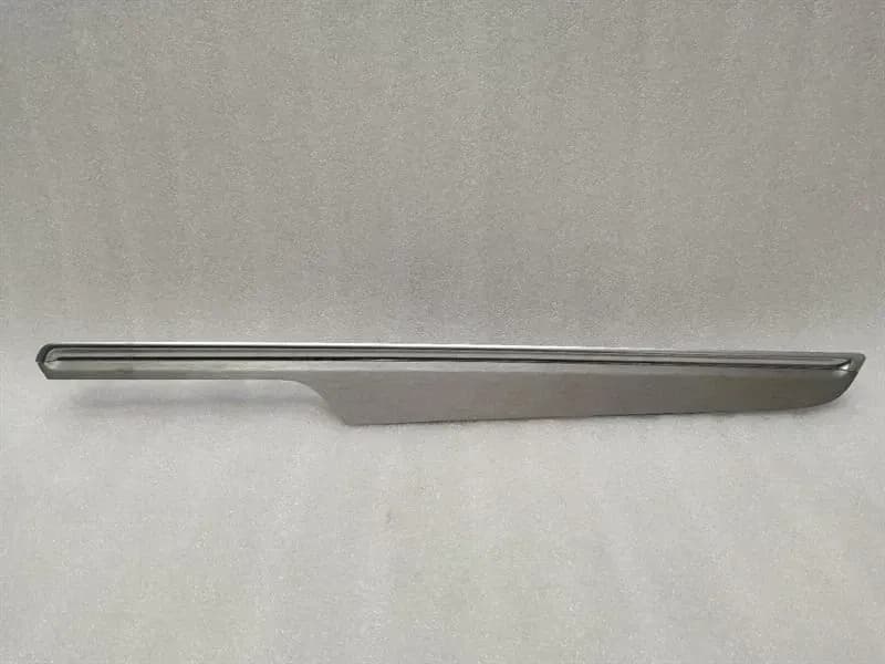 PORSCHE Porsche Macan 95b rrh Door Trim Veneer 95B867062H Molding Rear Right