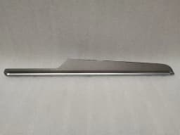 PORSCHE Porsche Macan 95B Door Trim Cover Rear Left 95B867061 Molding Rear Left — thumbnail 1