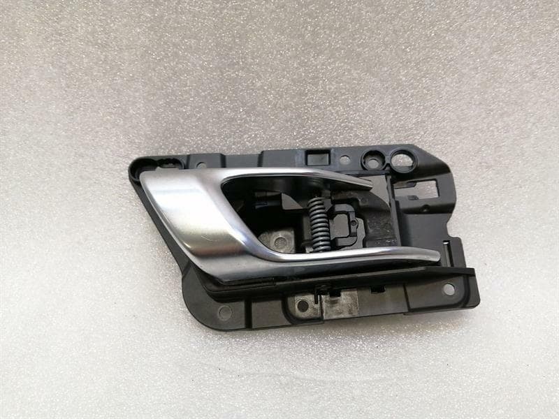 PORSCHE Porsche Macan 95b frh Door Inner Handle 95B837020 Interior Door Handle Front Right