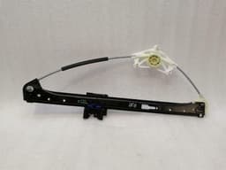 PORSCHE Porsche Macan 95B right rear door winder 95B839462B window regulator rear right — thumbnail 2