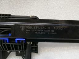 PORSCHE Porsche Macan 95B right rear door winder 95B839462B window regulator rear right — thumbnail 3