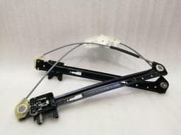 PORSCHE Porsche Macan 95B Right Front Door Winder 95B837462A Front Right Window — thumbnail 5