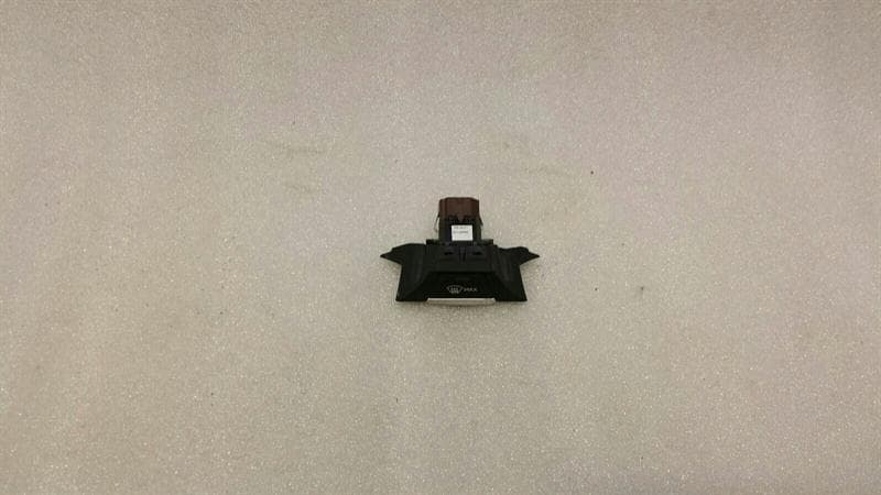 AUDI Audi TT 8S RHD Front Window Heated Switch 8S2927118A Right Handlebar