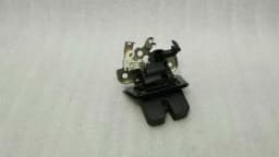 AUDI Audi S3 8V boot lock 8R0827505A tailgate lock — thumbnail 1