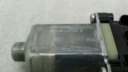 AUDI Audi S3 8V right door window motor 5Q0959801B window regulator motor right — thumbnail 6