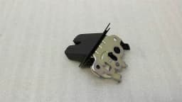 AUDI Audi S3 8V boot lock 8R0827505A tailgate lock — thumbnail 6