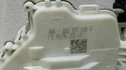 AUDI Audi S3 8V RHD right door lock 8X2837016B right hand drive — thumbnail 7