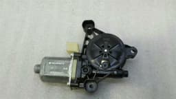 AUDI Audi S3 8V Left Door Window Motor 5Q0959802B Power Window Motor Left — thumbnail 3