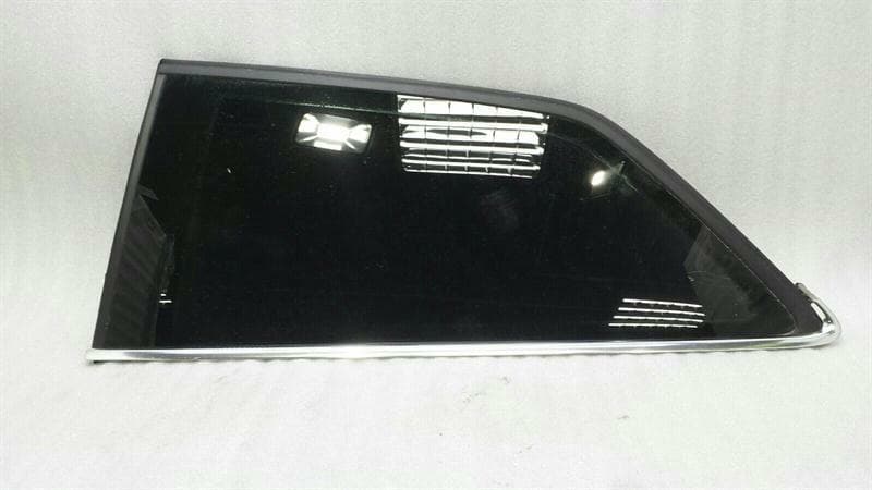 AUDI Audi S3 8V left rear 1/4 glass 8V3845299D door window 1/4 rear left