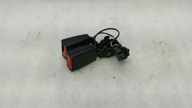 Audi S3 8V A3 Rear Belt Buckle 8V0857739 Rear Belt Lock