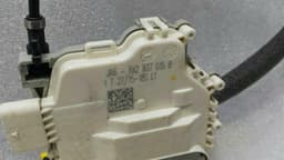 AUDI Audi S3 8V RHD Left Door Lock 8X2837015B Right Handlebar Carrerer — thumbnail 2