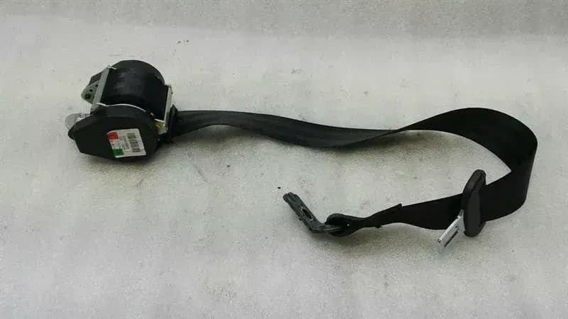 Audi S3 8V a3 rear seat belt 8V3857805 seat belt rear belt