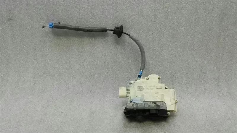 Audi S3 8V rear left door lock 4G0839015C door lock rear left