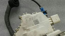AUDI Audi S3 8V A3 RHD front right door lock 8X2837016B right hand drive. — thumbnail 5
