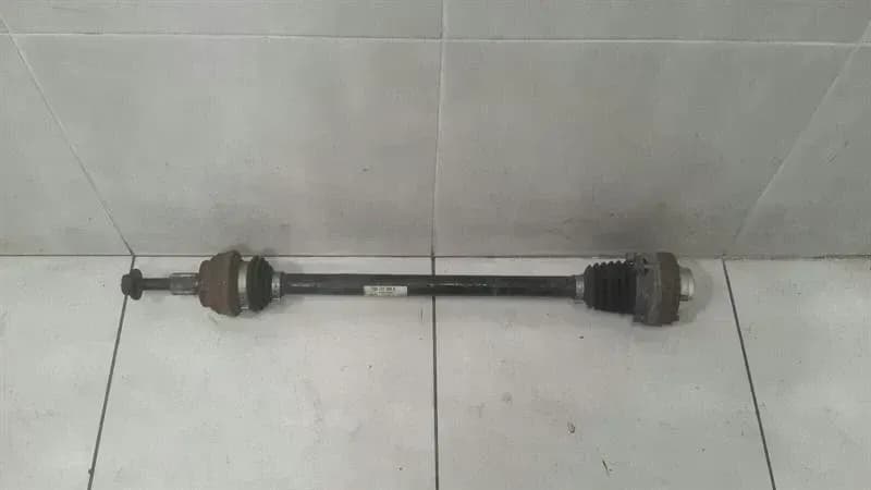Audi S3 8V drive shaft rear right 5Q0501204A rear right drive shaft RRH