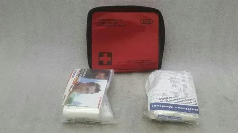 Audi S3 8V First Aid Kit 8P0860282G First Aid Kit First Aid Kit