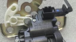 AUDI Audi S3 8V boot lock 4H0827505A tailgate lock — thumbnail 8