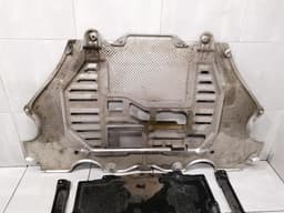PORSCHE Porsche Boxster 718 Undertray 982825213c Underfloor Trim — thumbnail 2