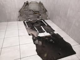 PORSCHE Porsche Boxster 718 Undertray 982825213c Underfloor Trim — thumbnail 7