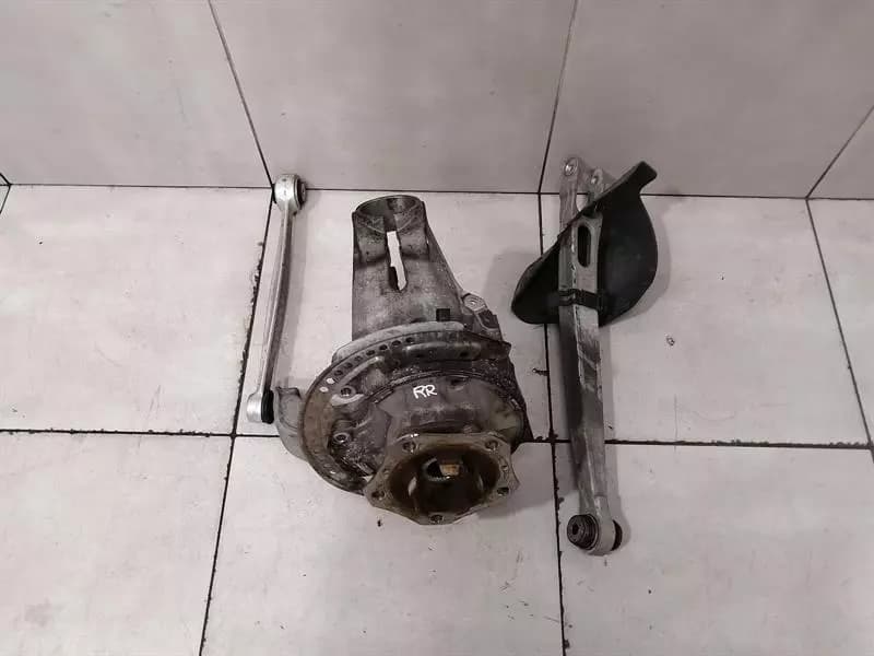 PORSCHE Porsche Boxster 718 Right Rear Hub 982505052J Wheel Bearing Case Rear Right