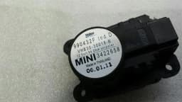 MINI Mini Countryman S R60 Vent Flap Motor 3422658 Servo Motor — thumbnail 6