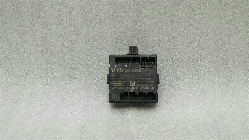 MERCEDES-BENZ Mercedes A Class W176 Front Right Door Module A1669005811 Door Control Unit Right