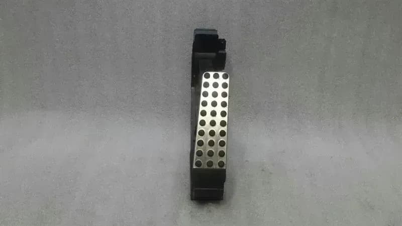 Mercedes SLK R171 Throttle Pedal (Electrical) A1703000404 Throttle AMG Cover