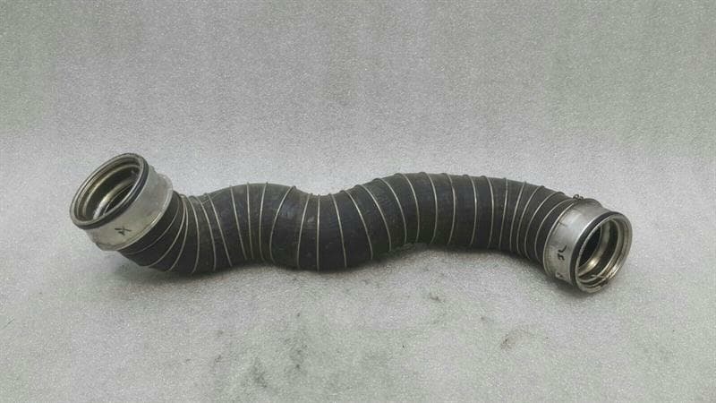 MERCEDES-BENZ Mercedes SLK R171 intercooler pipe A1715280182 pressure pipe charge air pipe M271