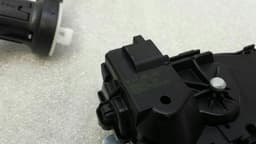 MERCEDES-BENZ Mercedes E Class W213 Boot Lock A2047500485 Tailgate Lock — thumbnail 2