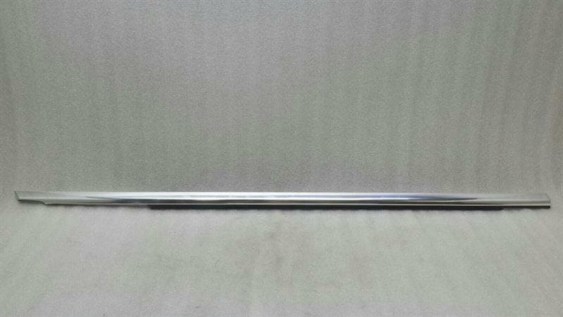 MERCEDES-BENZ Mercedes E Class W213 Front Right Body Moulding A2137200224 Strip Front Right