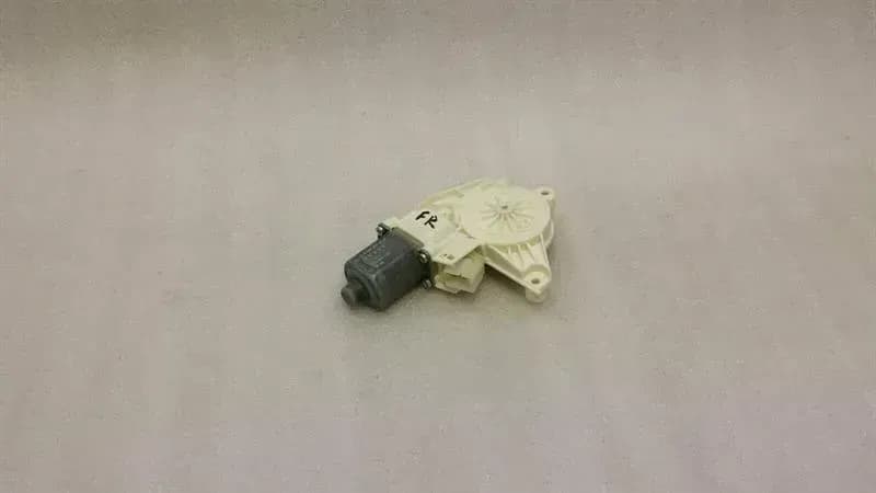 MERCEDES-BENZ Mercedes A Class W176 FRH Door Window Motor A2469065200 Window Regulator Motor Front